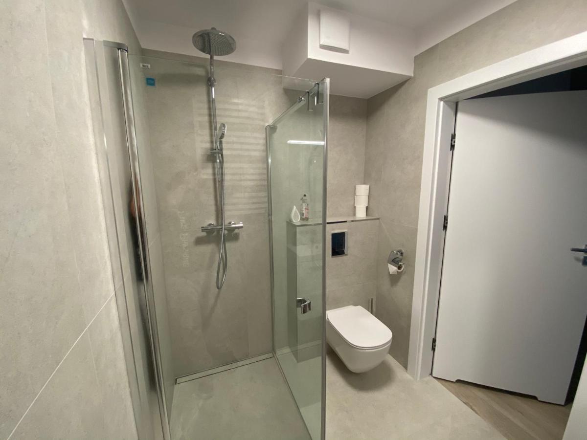 Rodzinny Apartament Platany Centrum Колобжег Екстер'єр фото