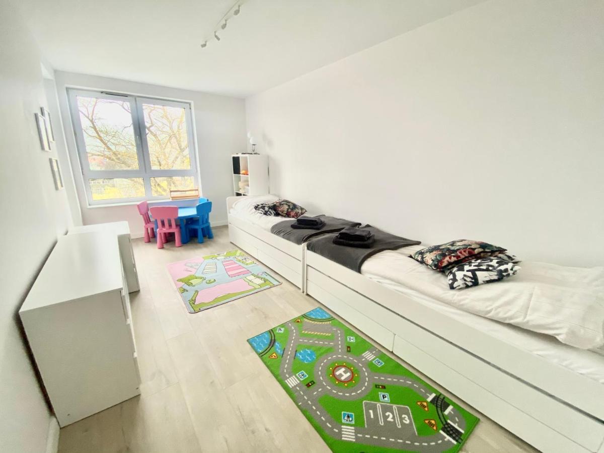 Rodzinny Apartament Platany Centrum Колобжег Екстер'єр фото