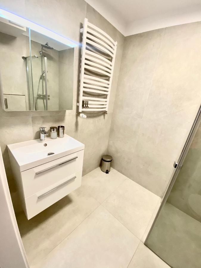Rodzinny Apartament Platany Centrum Колобжег Екстер'єр фото